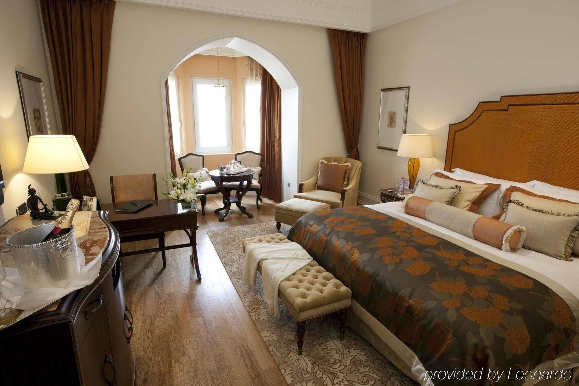The Taj Mahal Tower, Mumbai Hotel Kamer foto A room at the Taj Mahal Palace